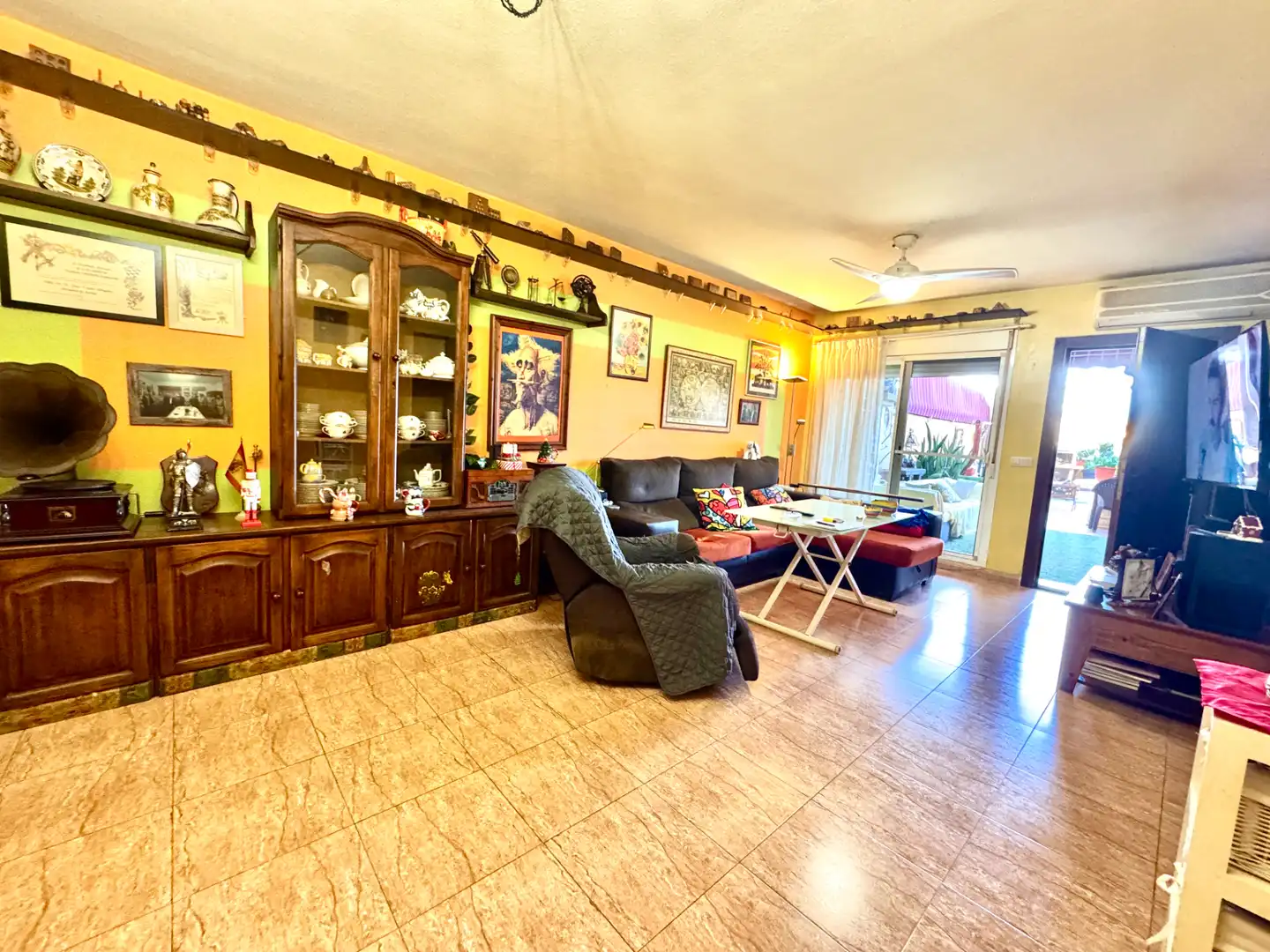 Living room of Ground floor for sale in El Ejido  with Air Conditioner, Private garden and Terrace
