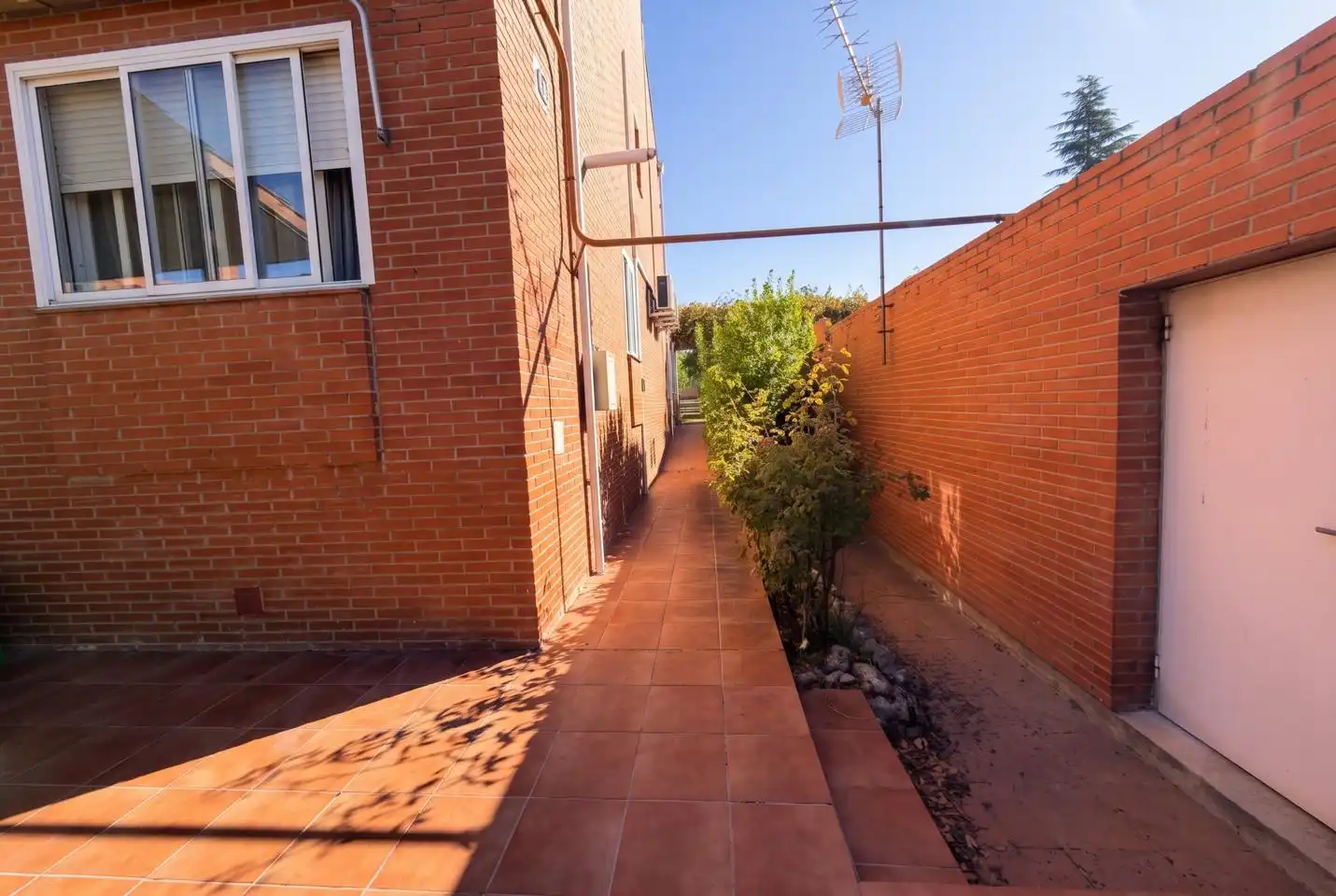 Vista exterior de Casa o chalet en venta en Las Conejeras - Esparragal