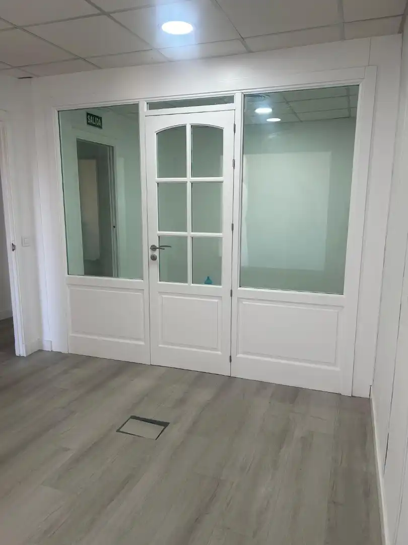 Local comercial en venda a Plaza las Angustias 11, imagen 3