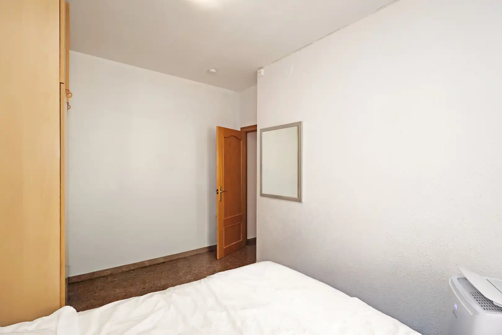Habitación de Piso en venta en Barcelona con Calefacción, Trastero y Balcón
