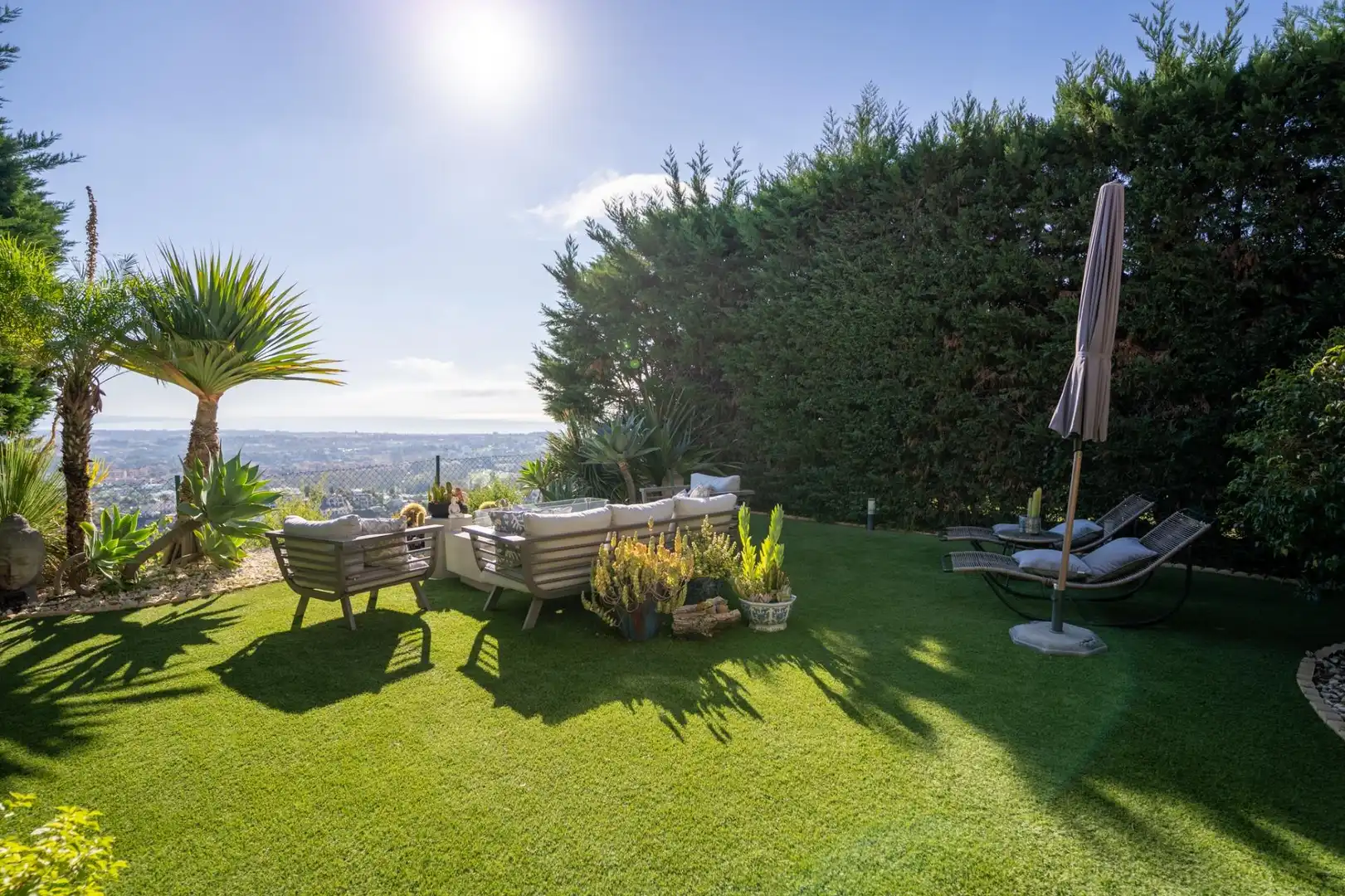 Terrace of Houses for sale in El Paraíso
