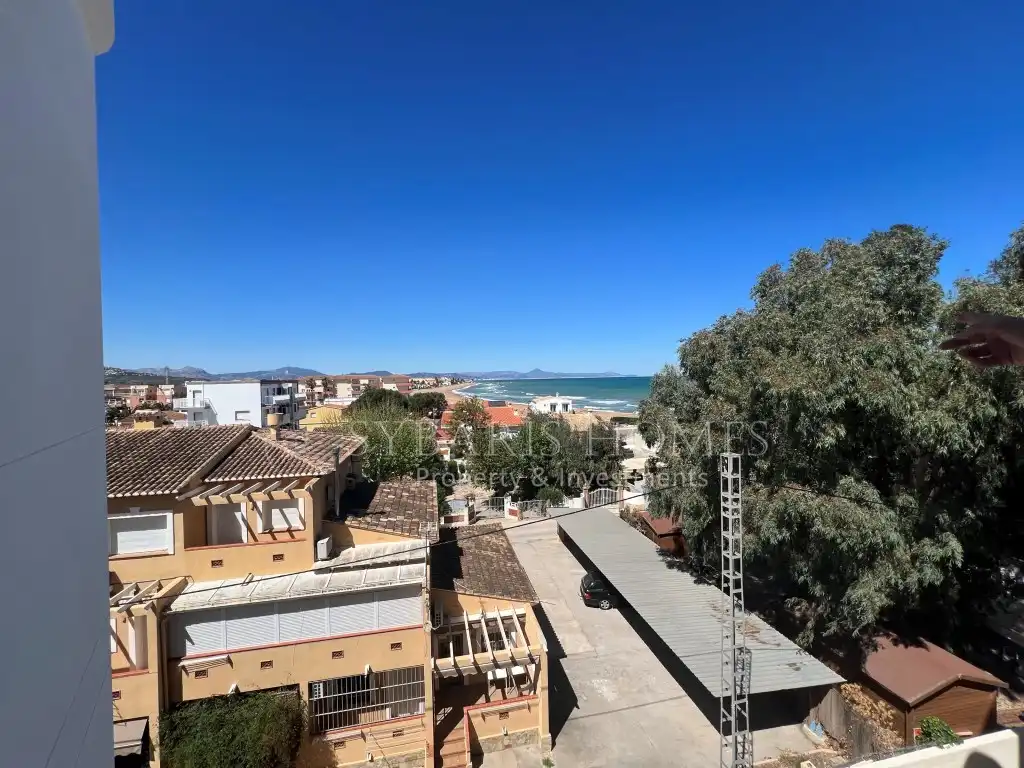 Vista exterior de Ático en venta en Dénia con Piscina comunitaria