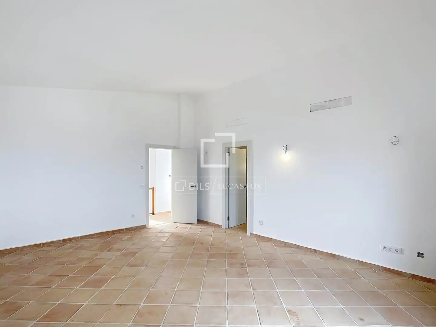 Haus oder Chalet zum Verkauf in Ciutadella de Menorca mit Privatgarten, Terrasse und Schwimmbad