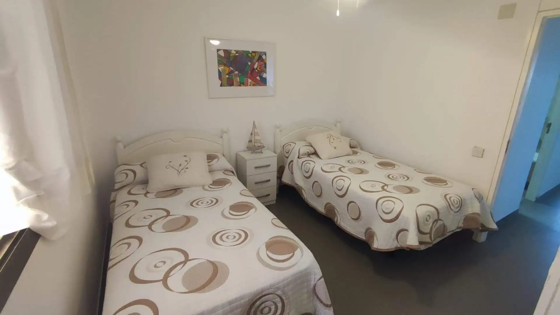 Dormitori de Apartament de lloguer en El Ejido amb Aire condicionat, Terrassa i Balcó