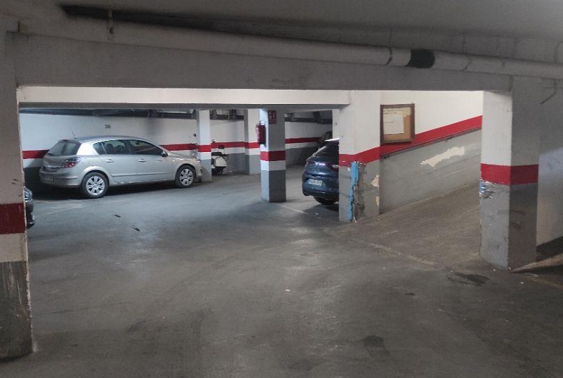 Foto 1 de Garatge de lloguer a Carrer de Castielfabib, 12, Barrio de Campanar, Valencia