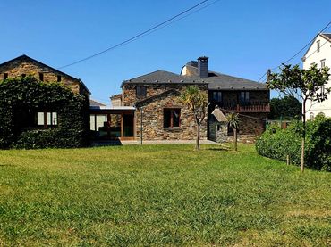 Casa con jardín en venta en MEDIO