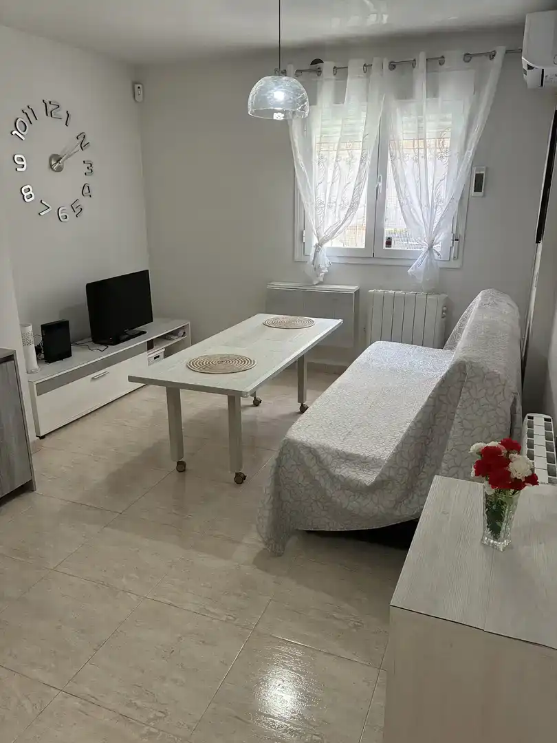 Sala de estar de Piso en venta en Casarrubios del Monte con Aire acondicionado y Piscina
