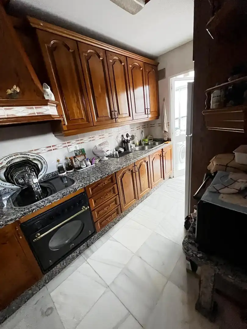 Küche von Haus oder Chalet zum Verkauf in Córdoba mit Klimaanlage, Terrasse und Balkon