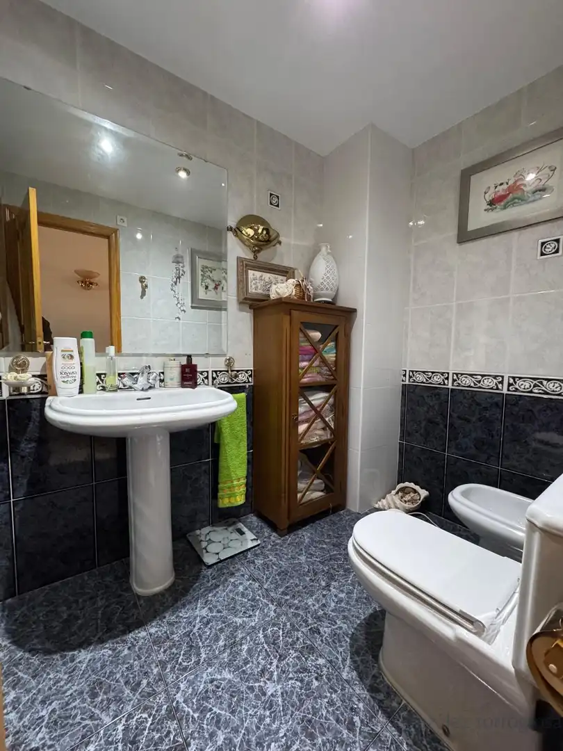 Bathroom of Flat for sale in Lorca  with Storage room and Furnished