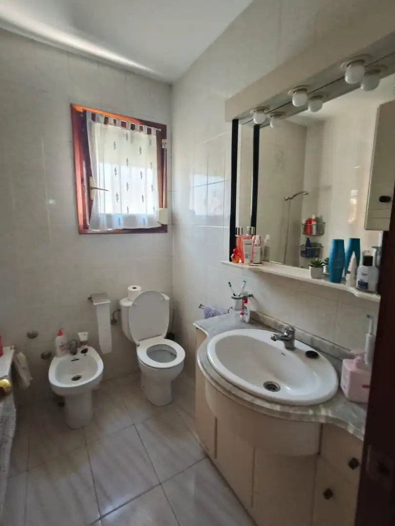 Baño de Piso en venta en Olesa de Montserrat con Terraza
