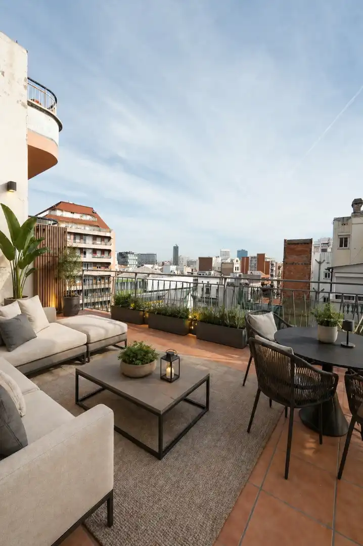 Terrasse von Dachboden zum Verkauf in Barcelona mit Klimaanlage und Terrasse