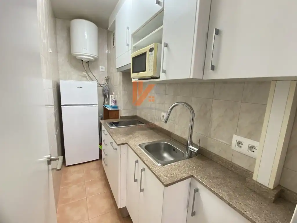 Cuina de Apartament de lloguer en Santiago de Compostela  amb Moblat