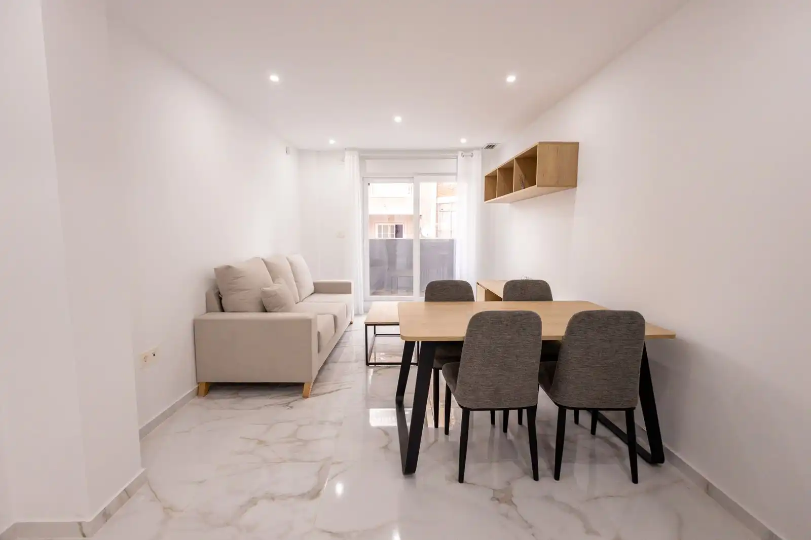 Apartament amb ascensor en venda a N/A, imagen 2