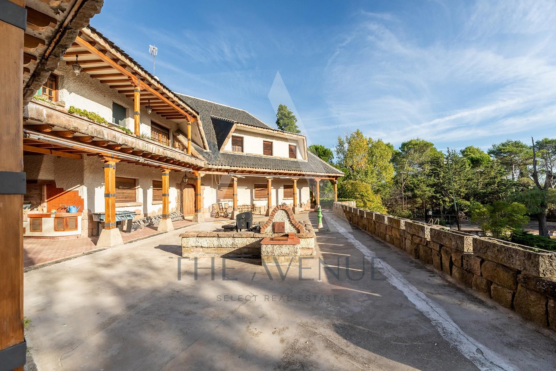 Exterior view of House or chalet for sale in Boadilla del Monte  with Heating, Private garden and Terrace