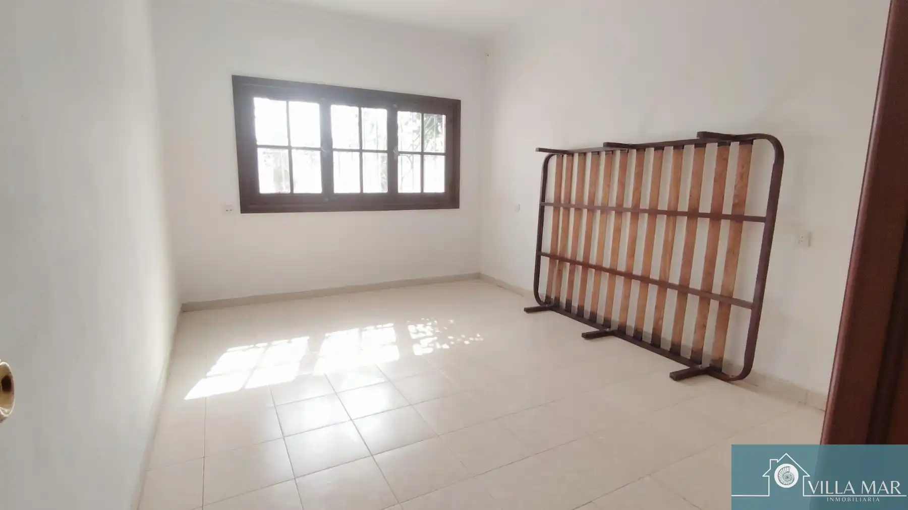 Finca rústica en venda en Rota