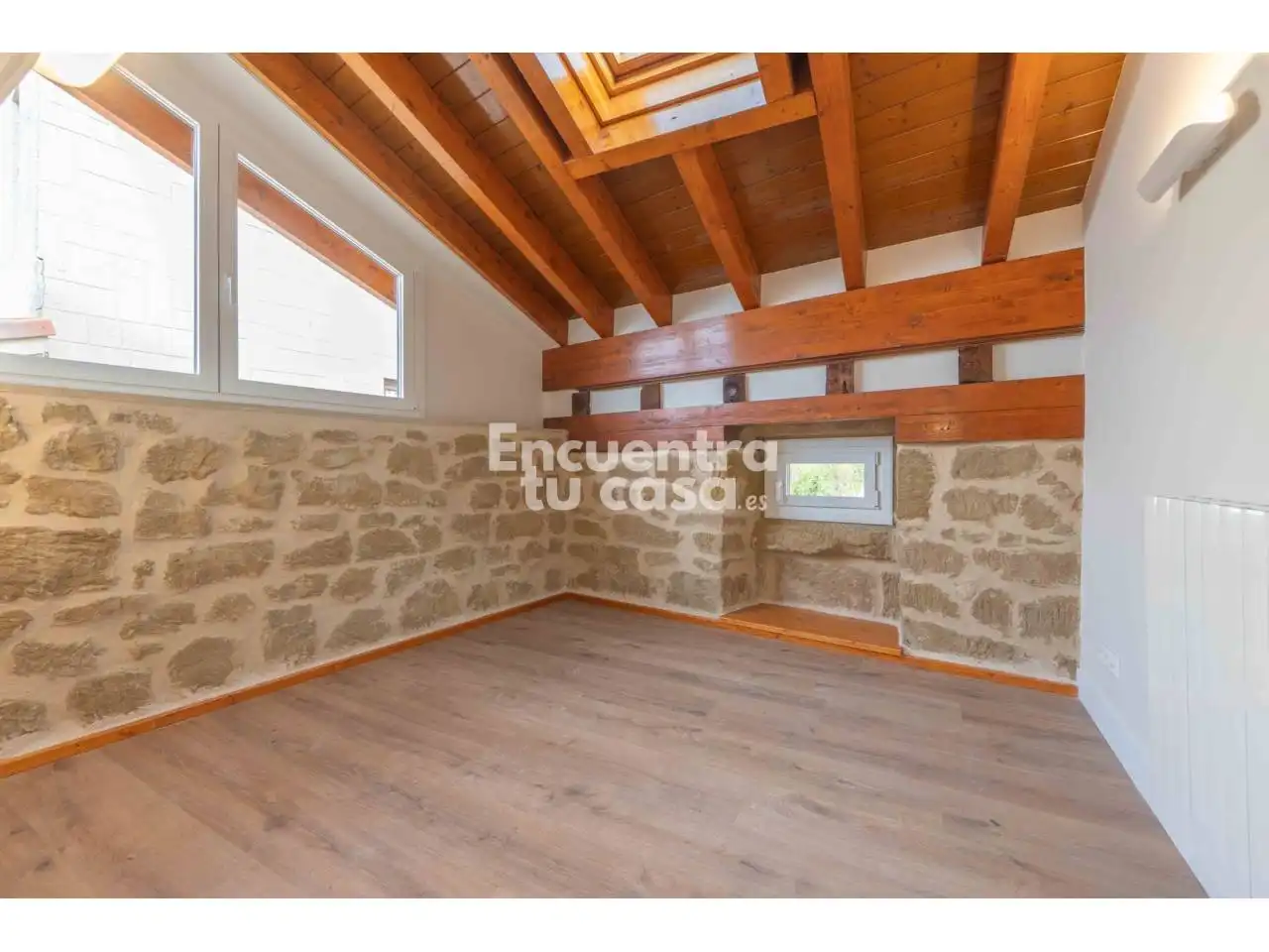 Maisonette zum Verkauf in Labastida / Bastida mit Heizung, Abstellraum und Alarm