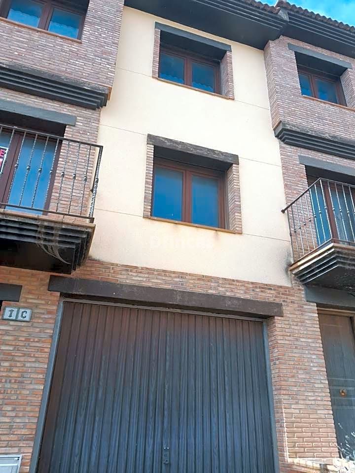 Casa o xalet en venda a Los Azafranes, Villastar