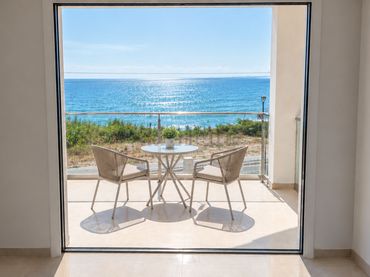Apartament amb piscina en venda a Cala del Puntal