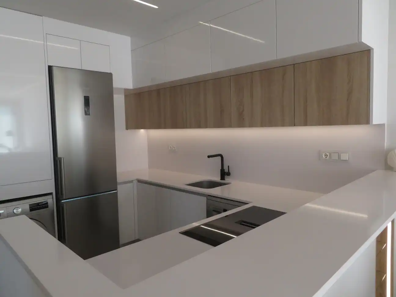 Küche von Maisonette zum Verkauf in Dénia mit Klimaanlage, Terrasse und Abstellraum