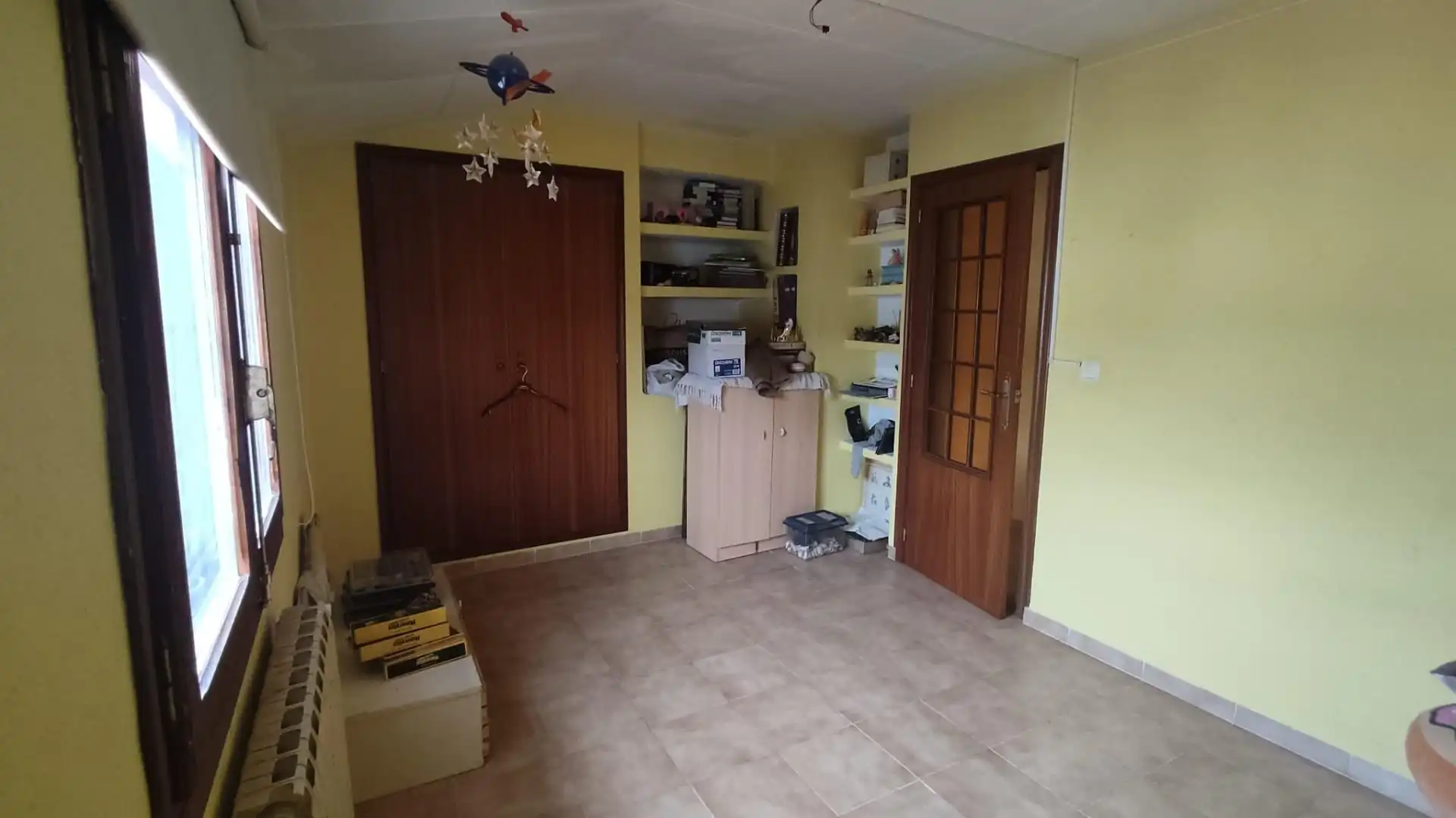 Casa adosada en venta en Caudete de las Fuentes con Calefacción, Jardín privado y Terraza