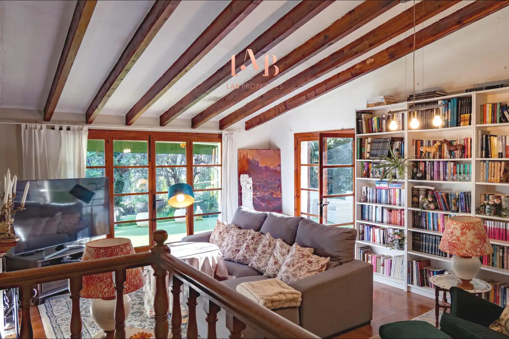 Sala d'estar de Finca rústica en venda en  Palma de Mallorca amb Aire condicionat