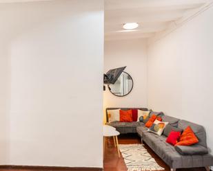 Sala d'estar de Apartament de lloguer en  Barcelona Capital amb Aire condicionat, Calefacció i Moblat