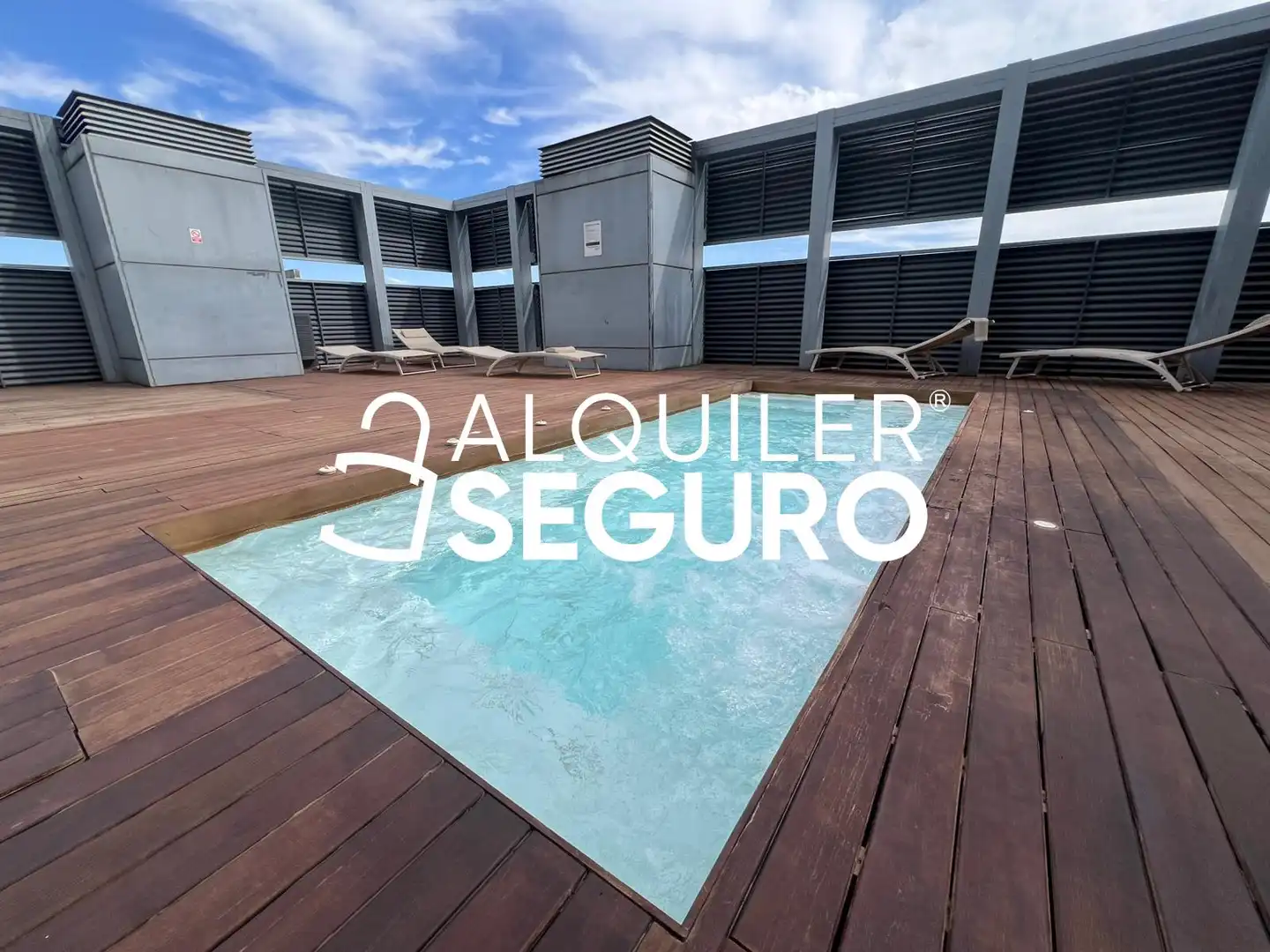 Pis amb piscina de lloguer a de Dulce Chacón