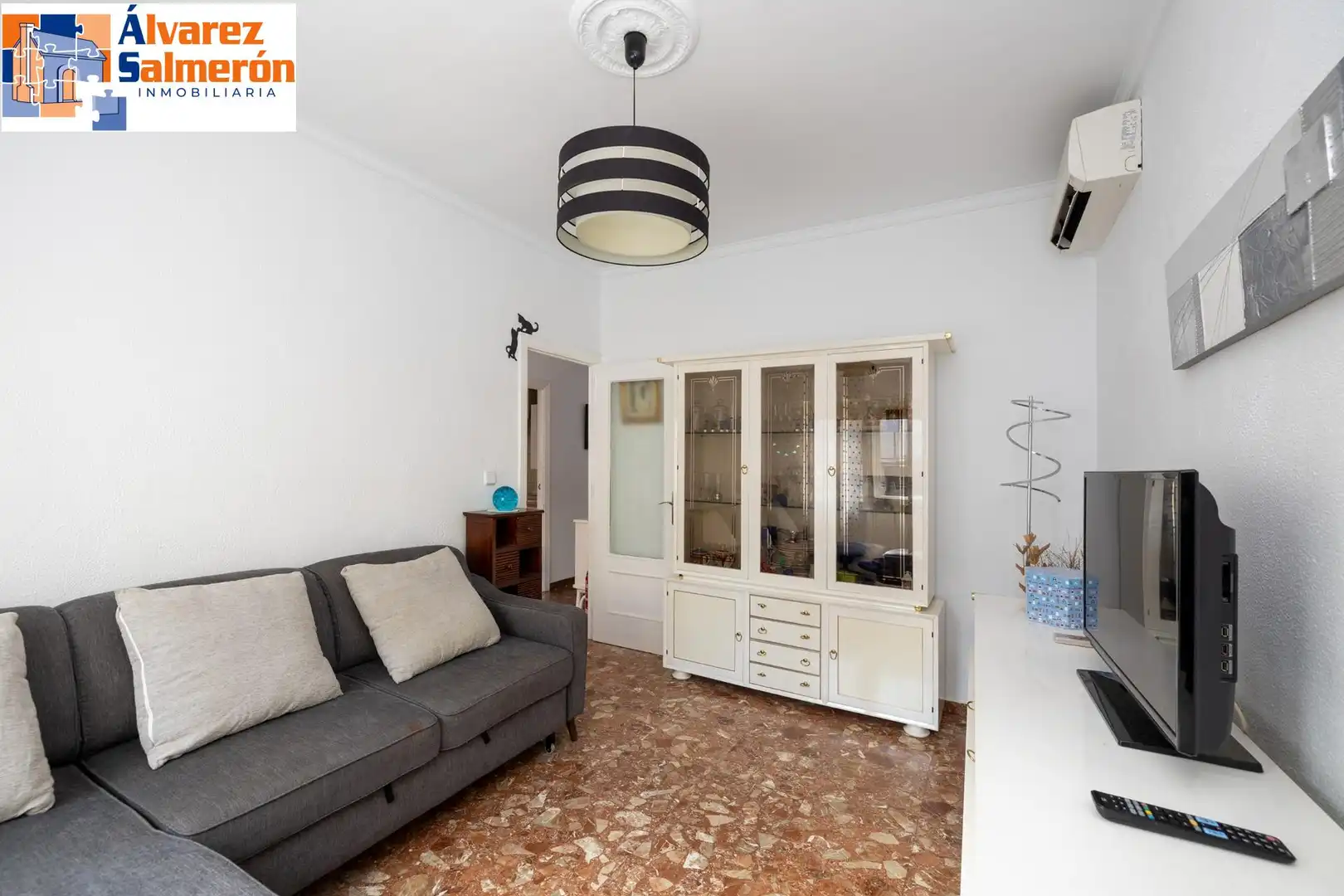 Living room of Houses for sale in Armilla  with Air Conditioner, Storage room and Balcony