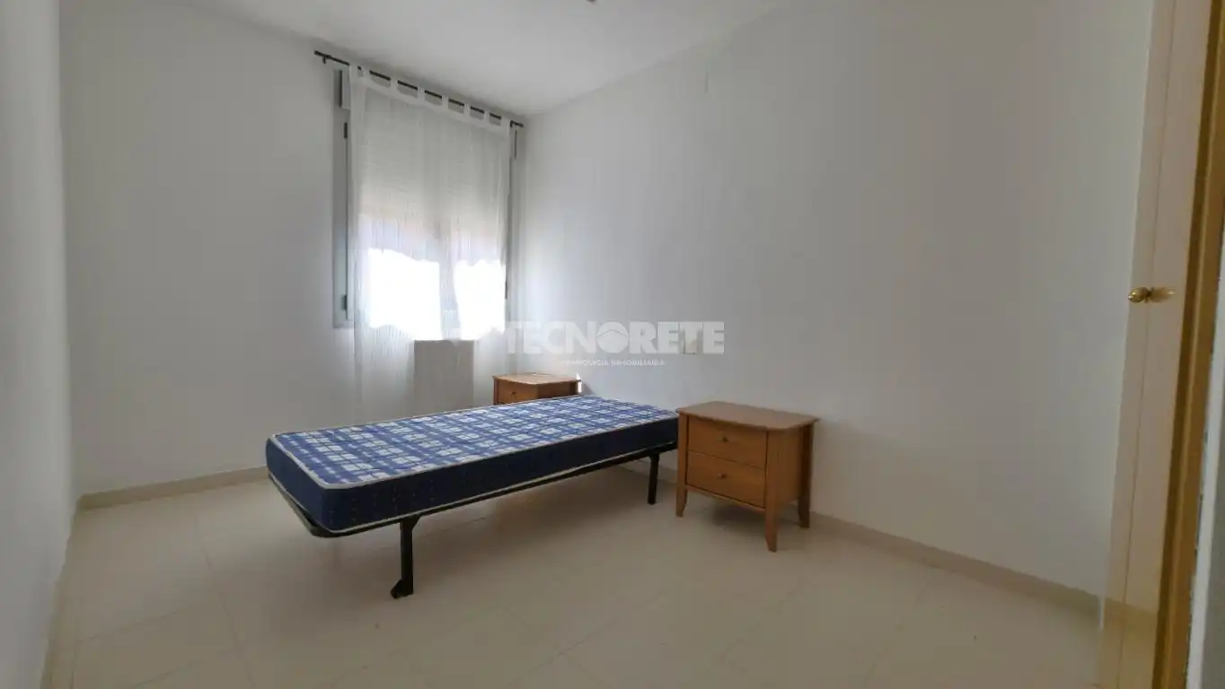 Habitación de Piso en venta en Guadalajara con Calefacción y Jardín privado