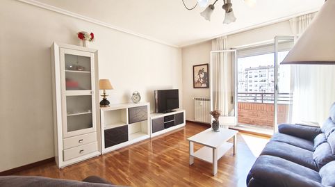 Foto 3 de Pis en venda a San Millán - Ayuntamiento, Logroño