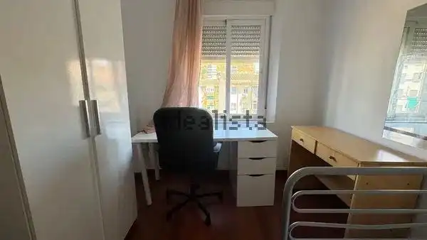 Flat for rent in Granada  with Air Conditioner, Furnished and Washing machine