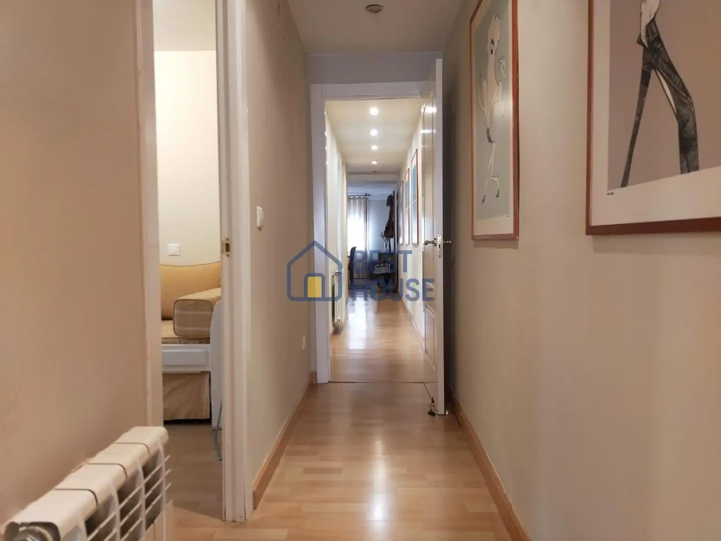 Piso en venta en León Capital  con Calefacción, Terraza y Trastero