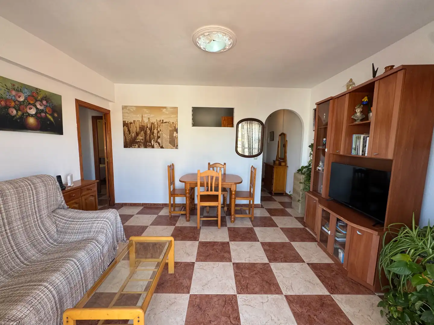 Habitación en Calle Maestro Chapí, Parque Ayala - Jardín de la Abadía - Huelín