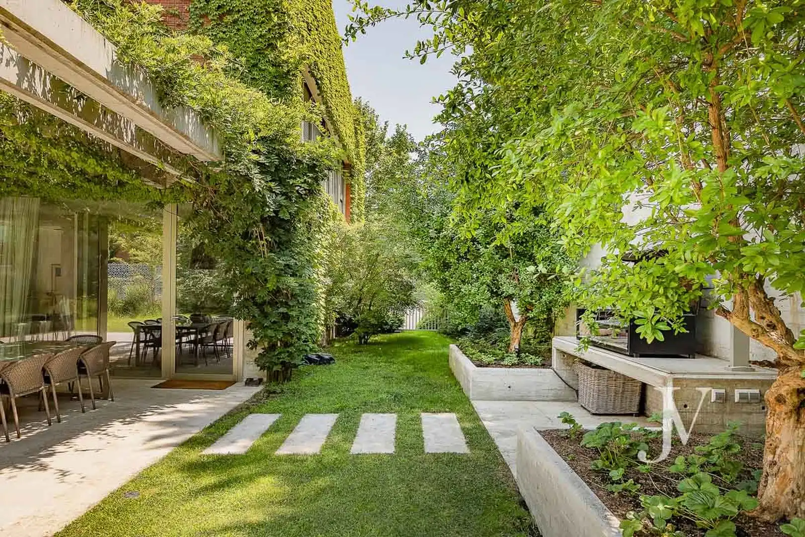 Jardín de Casa o chalet en venta en Madrid con Aire acondicionado, Calefacción y Jardín privado