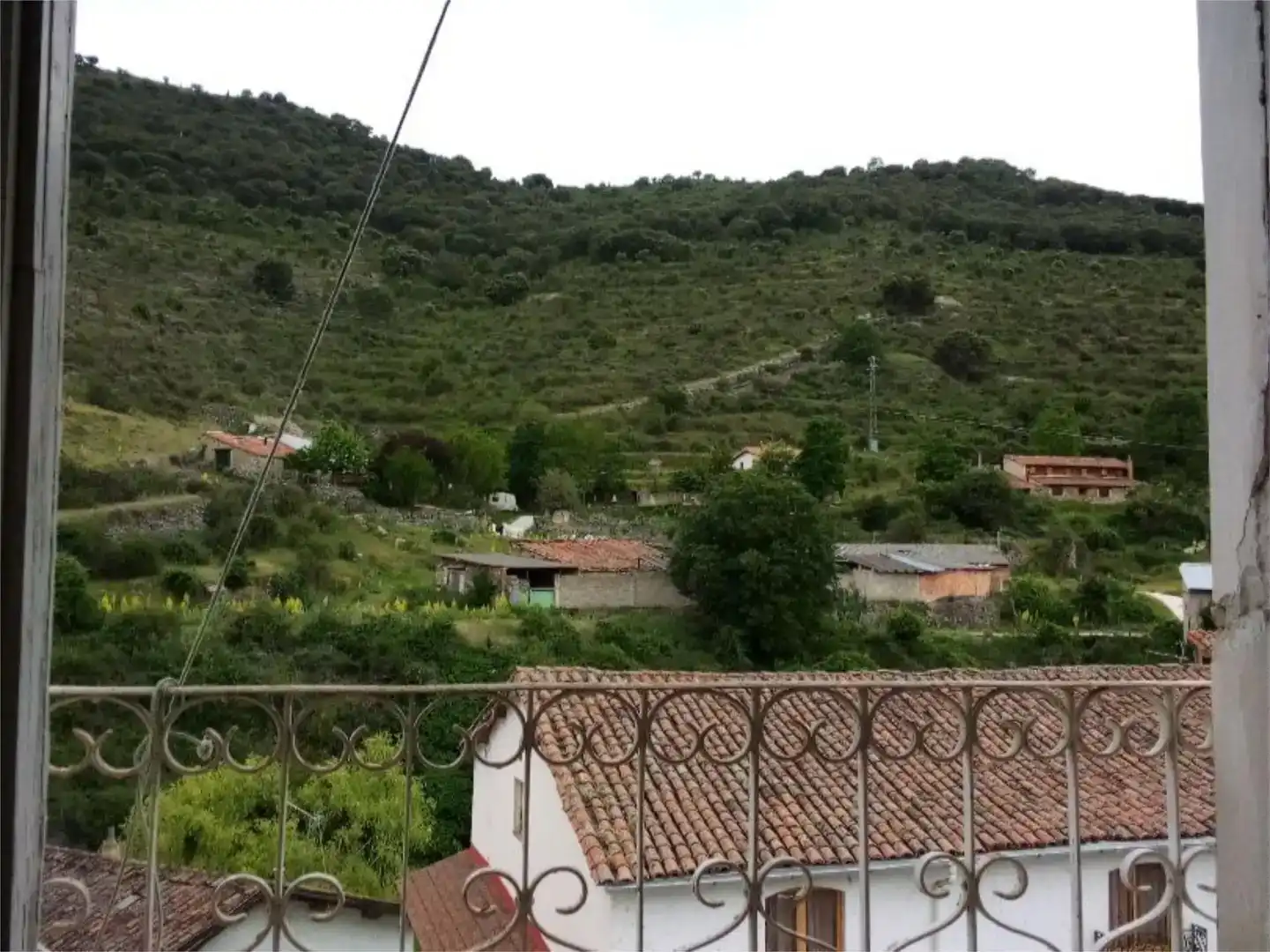 Vista exterior de Pis en venda en Munilla amb Traster i Moblat