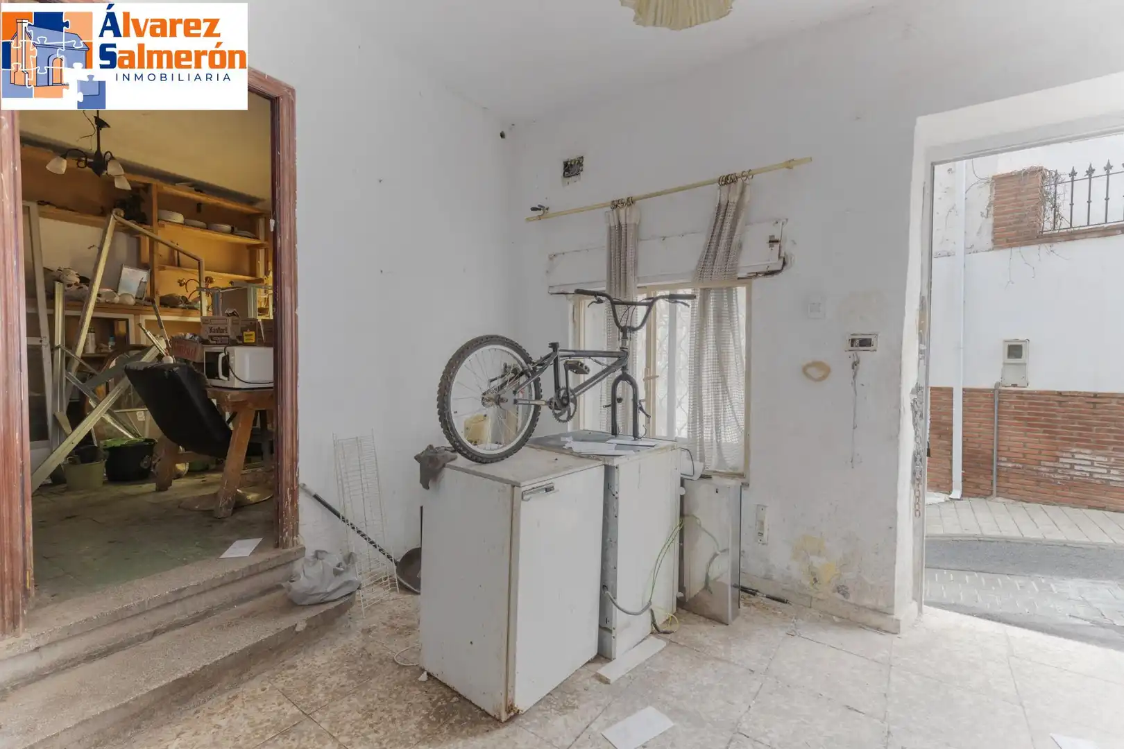 Kitchen of Houses for sale in Granada