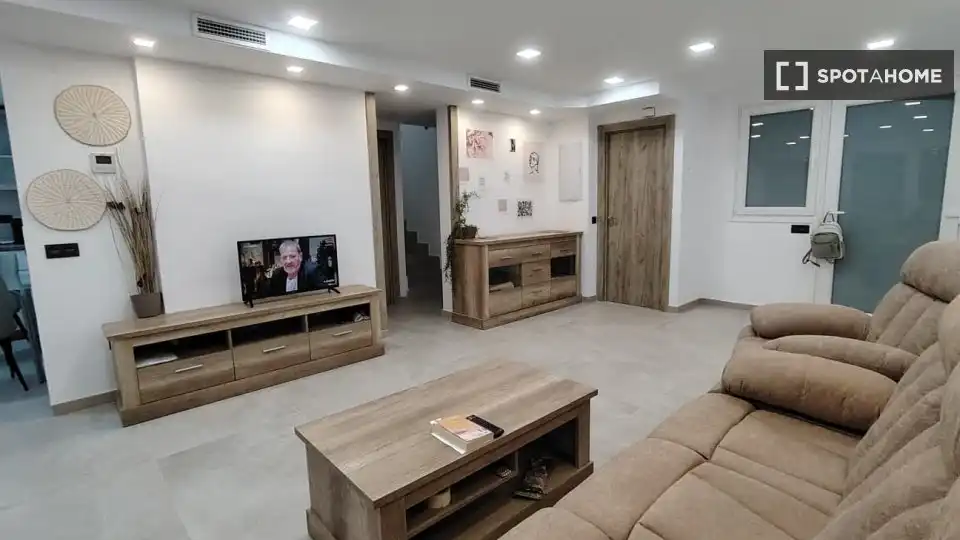 Apartament per a compartir en Alicante / Alacant amb Aire condicionat, Terrassa i Moblat