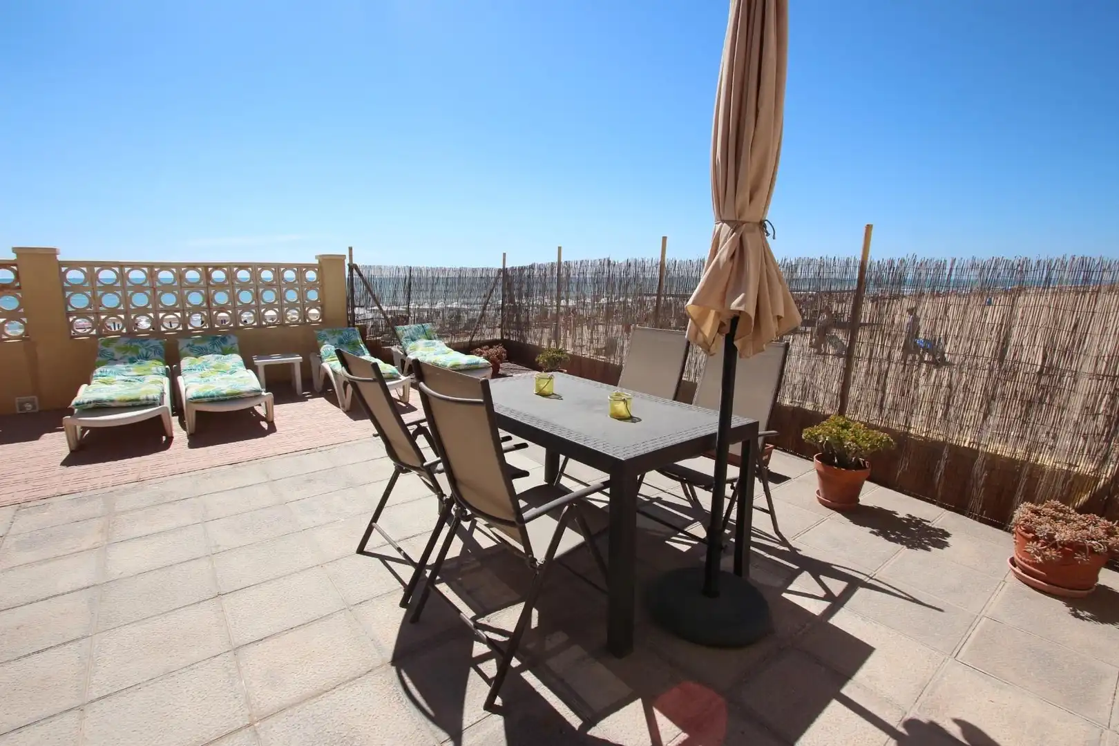 Terraza de Casa o chalet en venta en Guardamar del Segura con Jardín privado, Terraza y Piscina