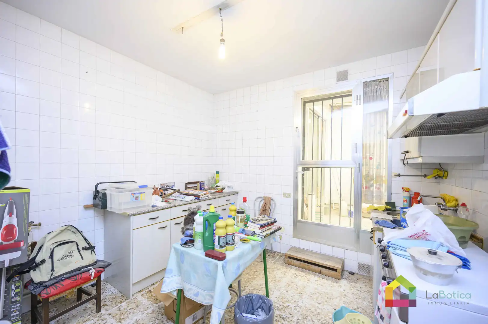 Cuina de Casa adosada en venda en Villarejo de Salvanés amb Calefacció, Jardí privat i Traster