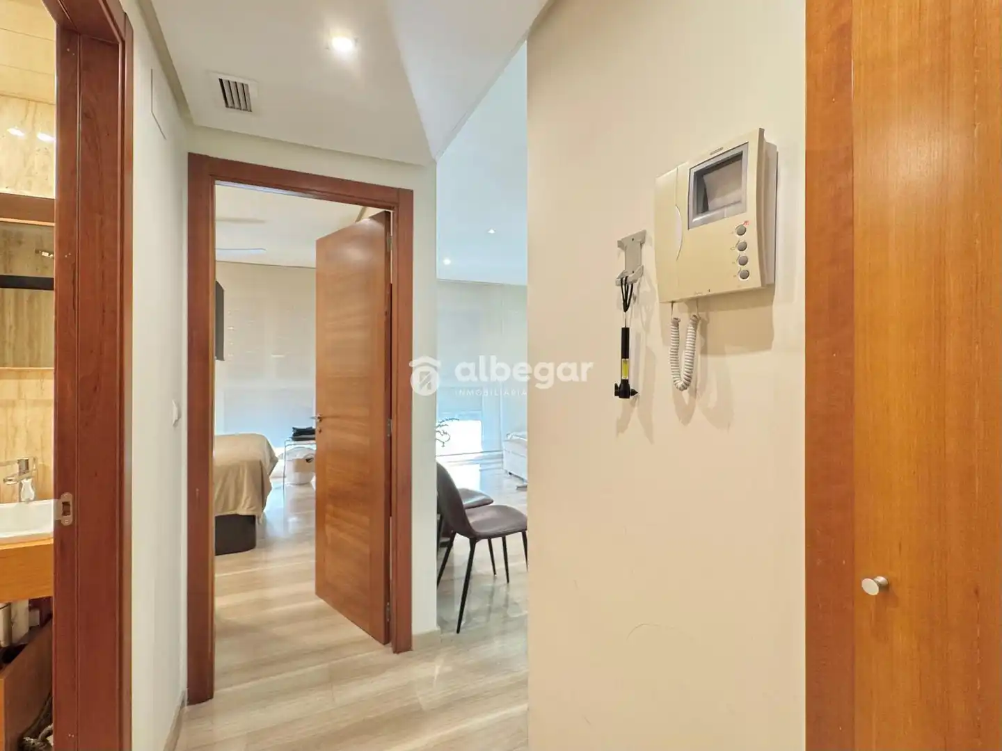 Schlafzimmer von Wohnung zur Miete in Valencia mit Klimaanlage, Schwimmbad und Möbliert
