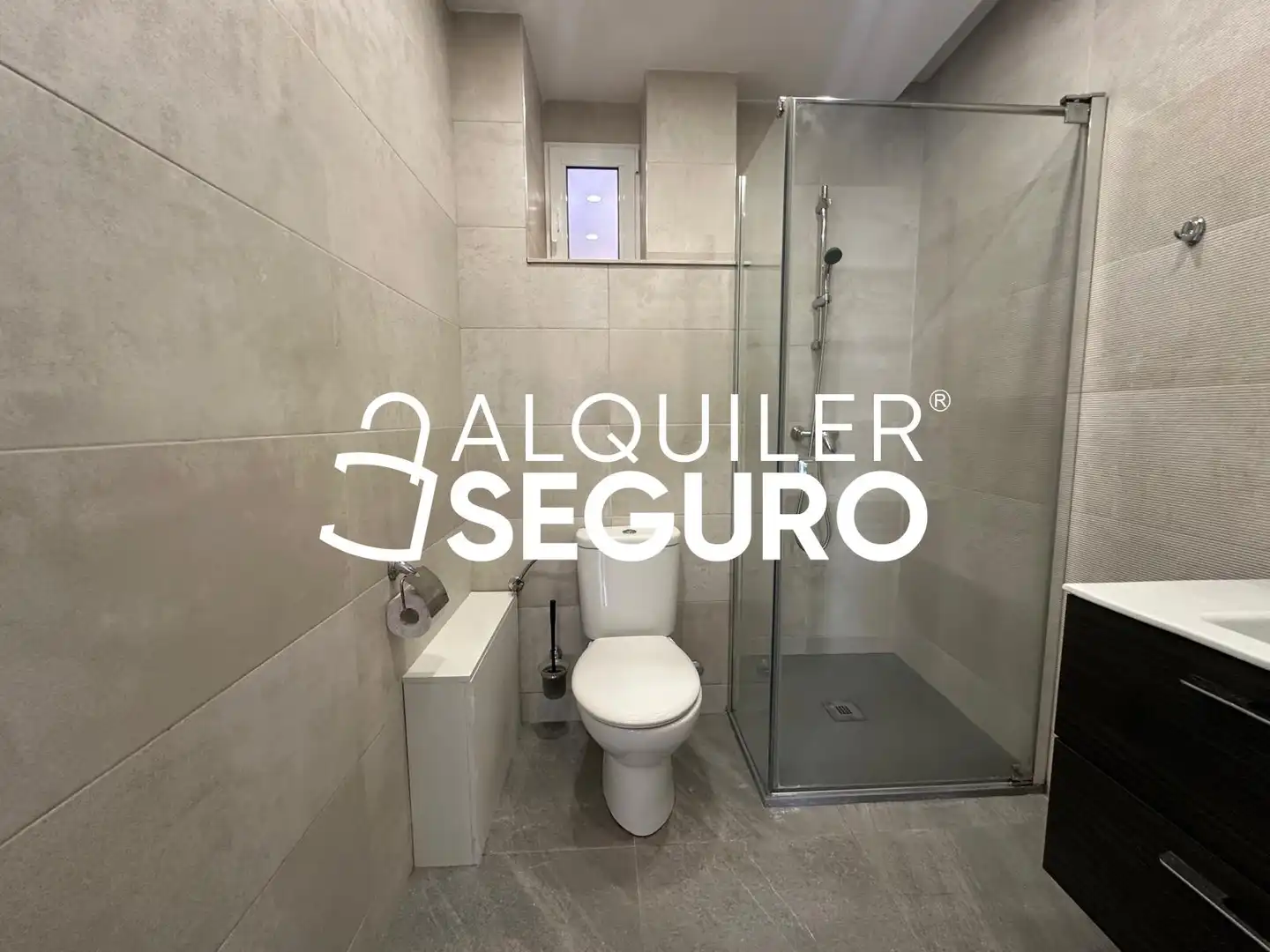 Baño de Piso de alquiler en Valencia con Aire acondicionado y Amueblado