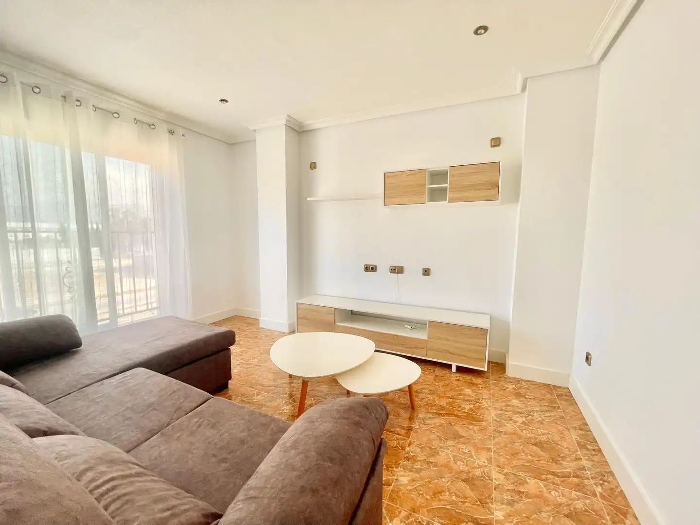 Sala d'estar de Apartament de lloguer en Albatera amb Traster, Moblat i Rentadora