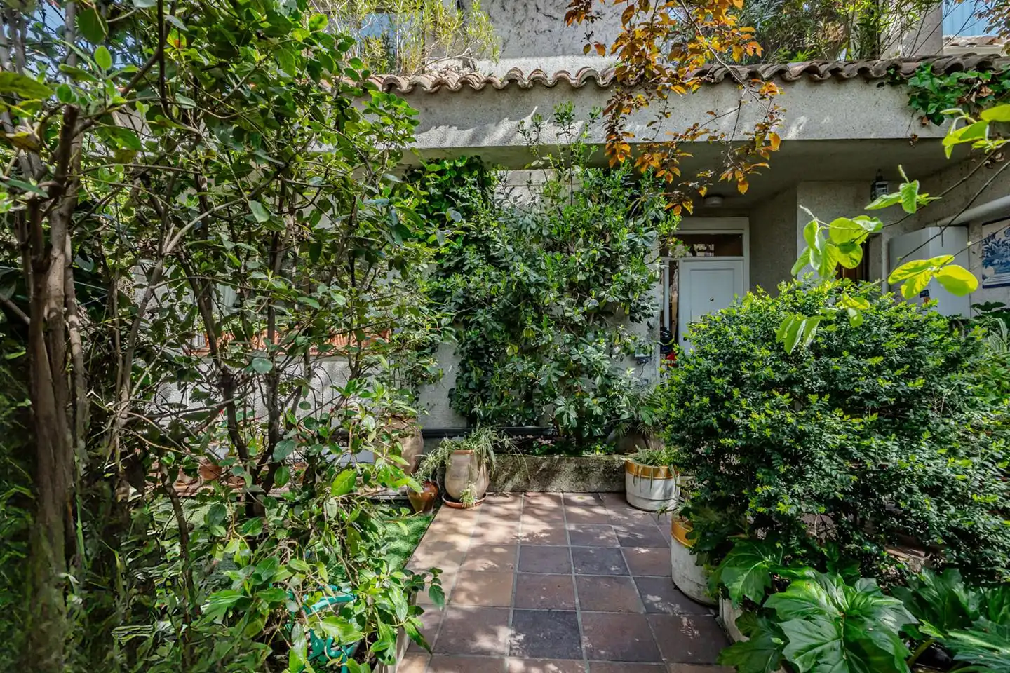 Terraza de Casa adosada en venta en Madrid con Calefacción, Jardín privado y Piscina