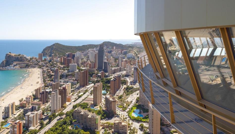 Foto 1 de Àtic en venda a Avenida de Mejico, 7, Playa Poniente, Alicante