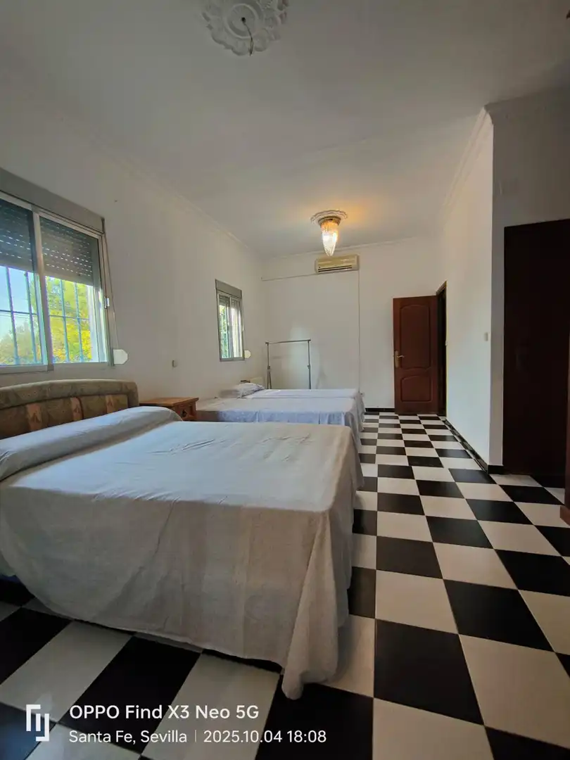 Habitación de Casa o chalet en venta en Carmona con Terraza