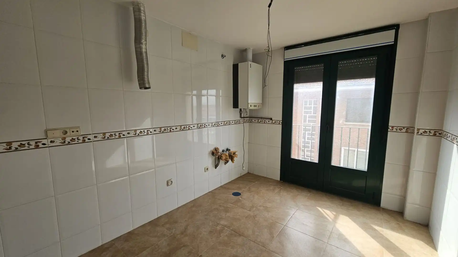 Cocina de Piso en venta en Torrijos con Calefacción, Terraza y Trastero