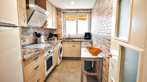 Foto 4 de Apartamento en venta en Carlota Alessandri, 99, La Carihuela - Los Nidos, Torremolinos