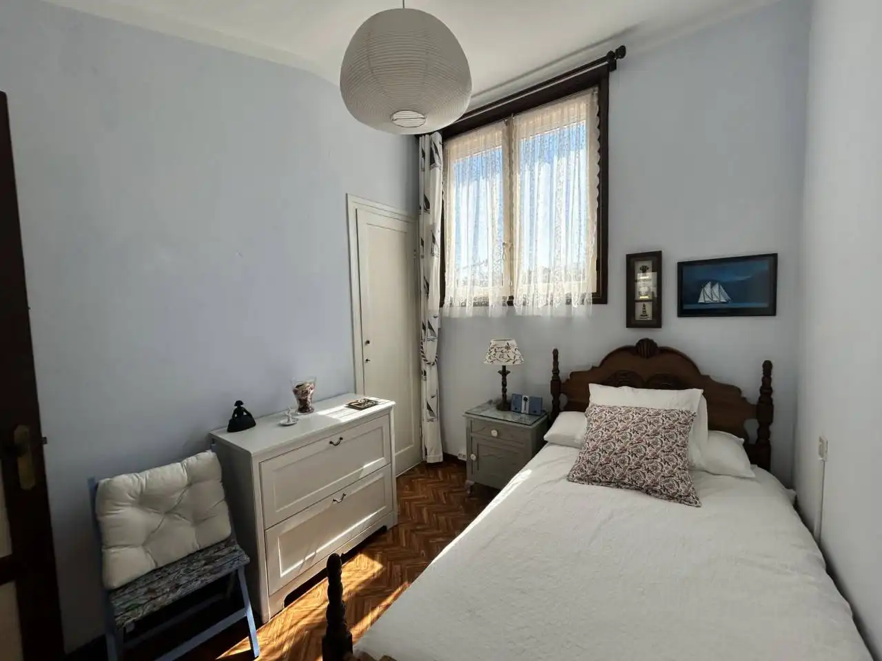 Schlafzimmer von Haus oder Chalet zum Verkauf in Llanes mit Heizung, Privatgarten und Terrasse