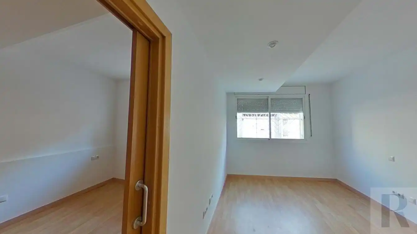 Bedroom of Study for sale in Sabadell