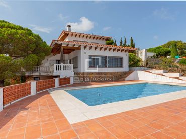 Xalet amb piscina en venda a Fornells - Aiguablava
